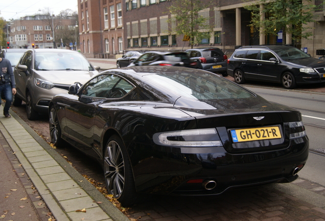 Aston Martin Virage 2011