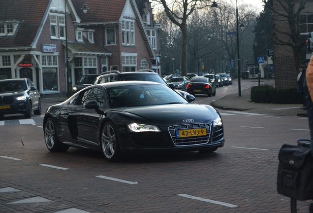 Audi R8 V10