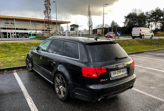 Audi RS4 Avant B7