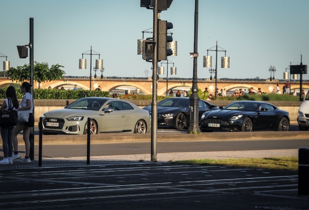 BMW i8 Protonic Frozen Black Edition