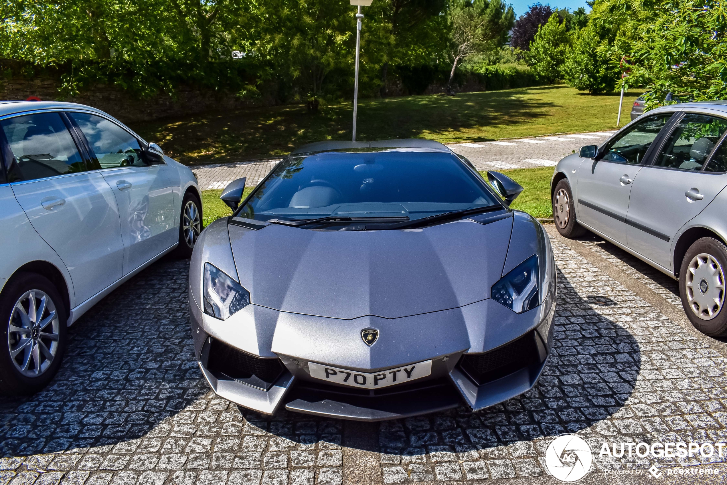 Lamborghini Aventador LP700-4 Roadster