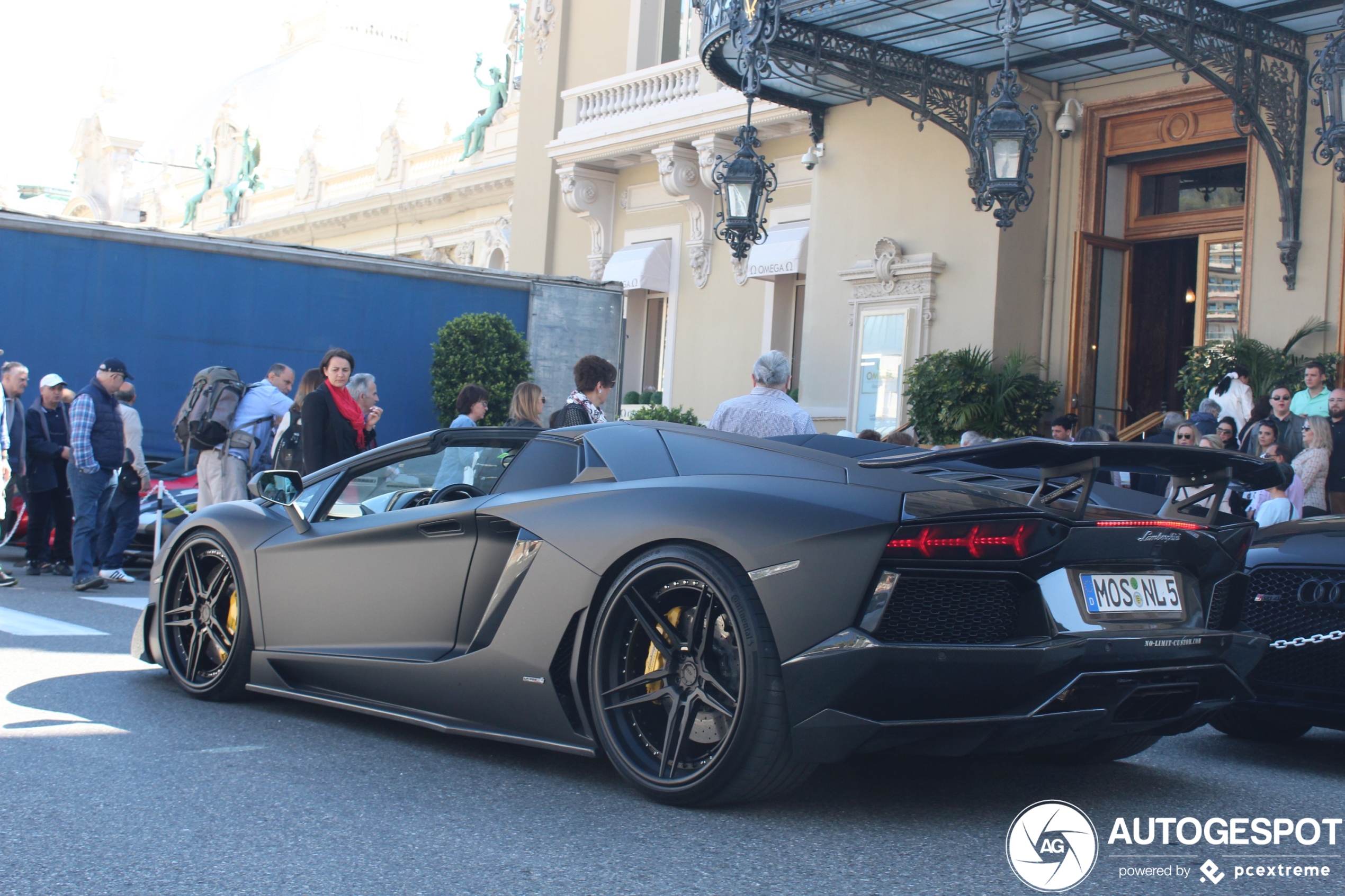 Lamborghini Aventador LP700-4 Roadster No Limit Custom