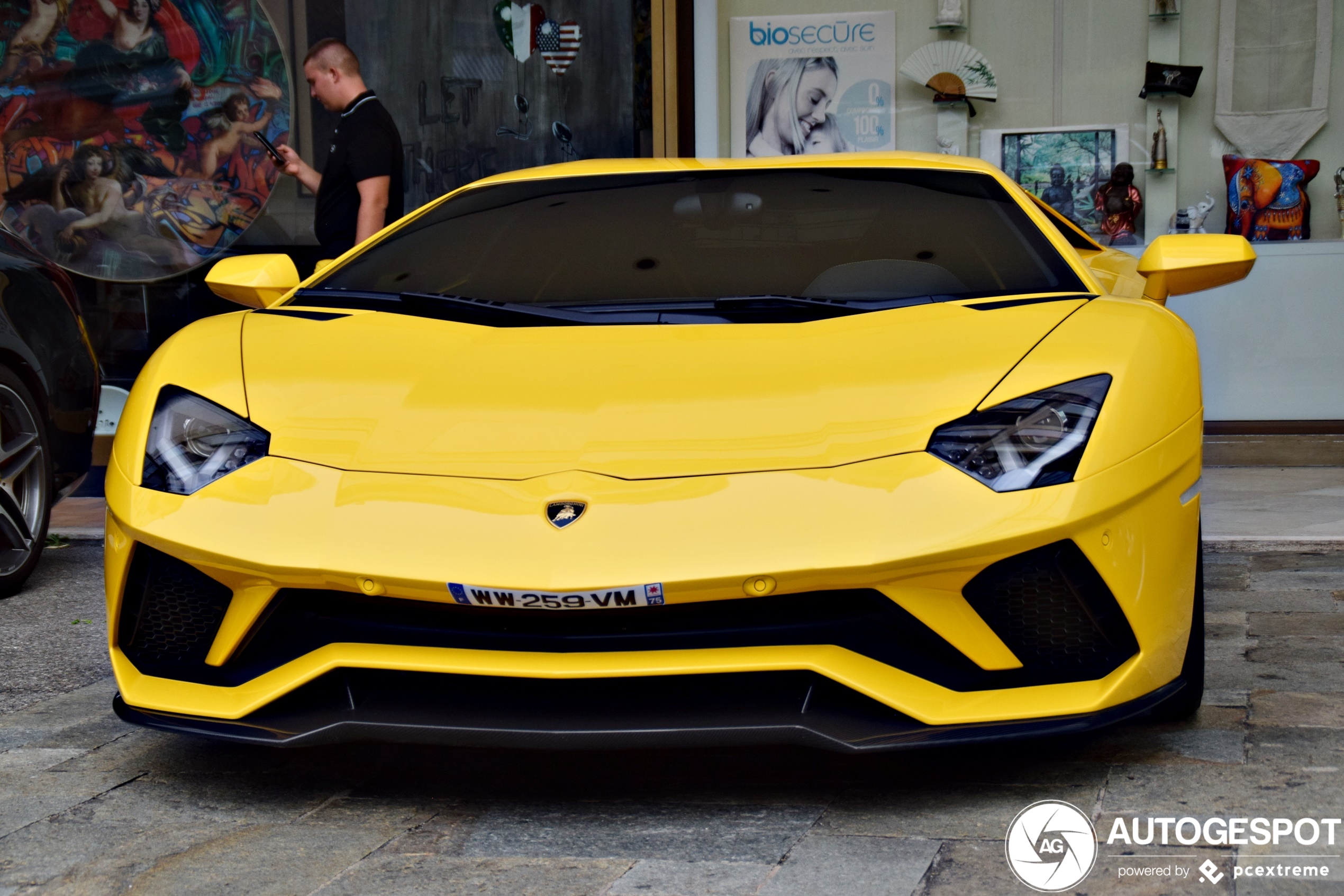 Lamborghini Aventador S LP740-4