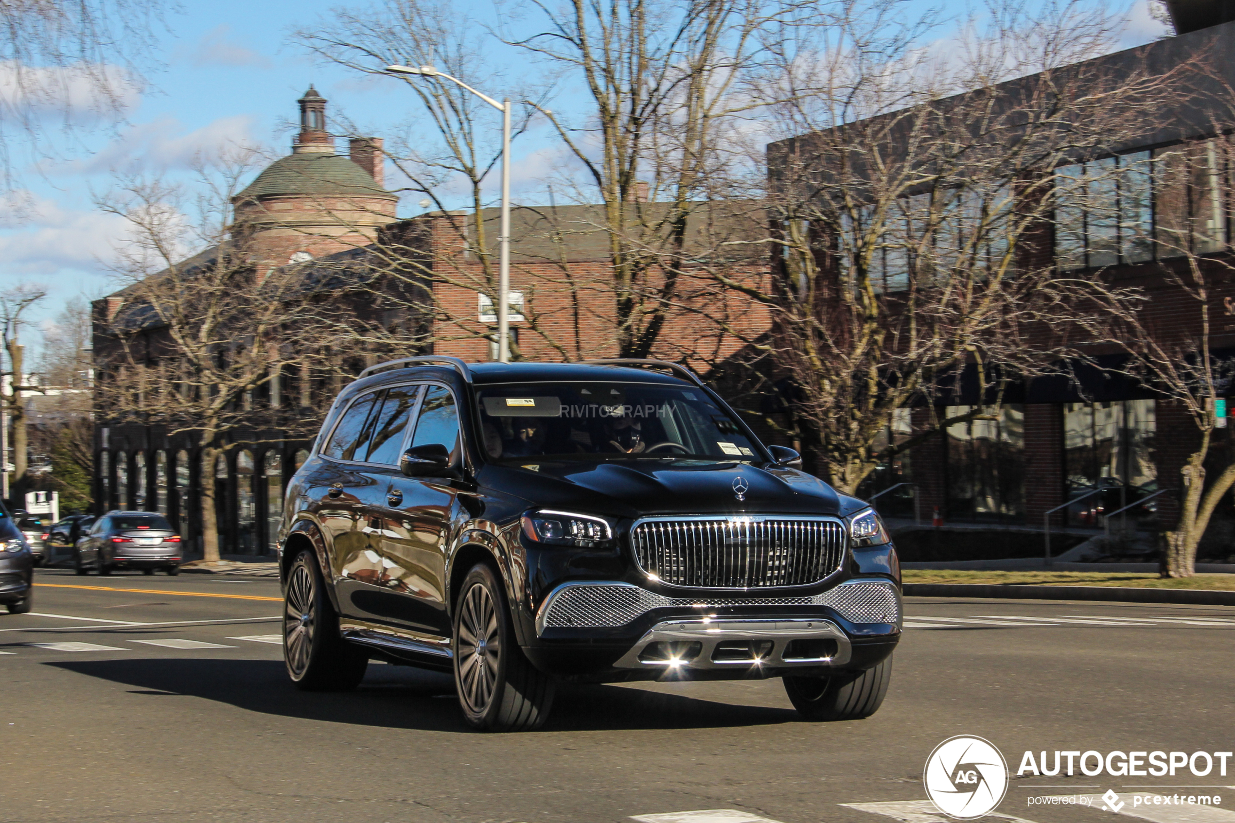 Mercedes-Maybach GLS 600 is luxe mastodont