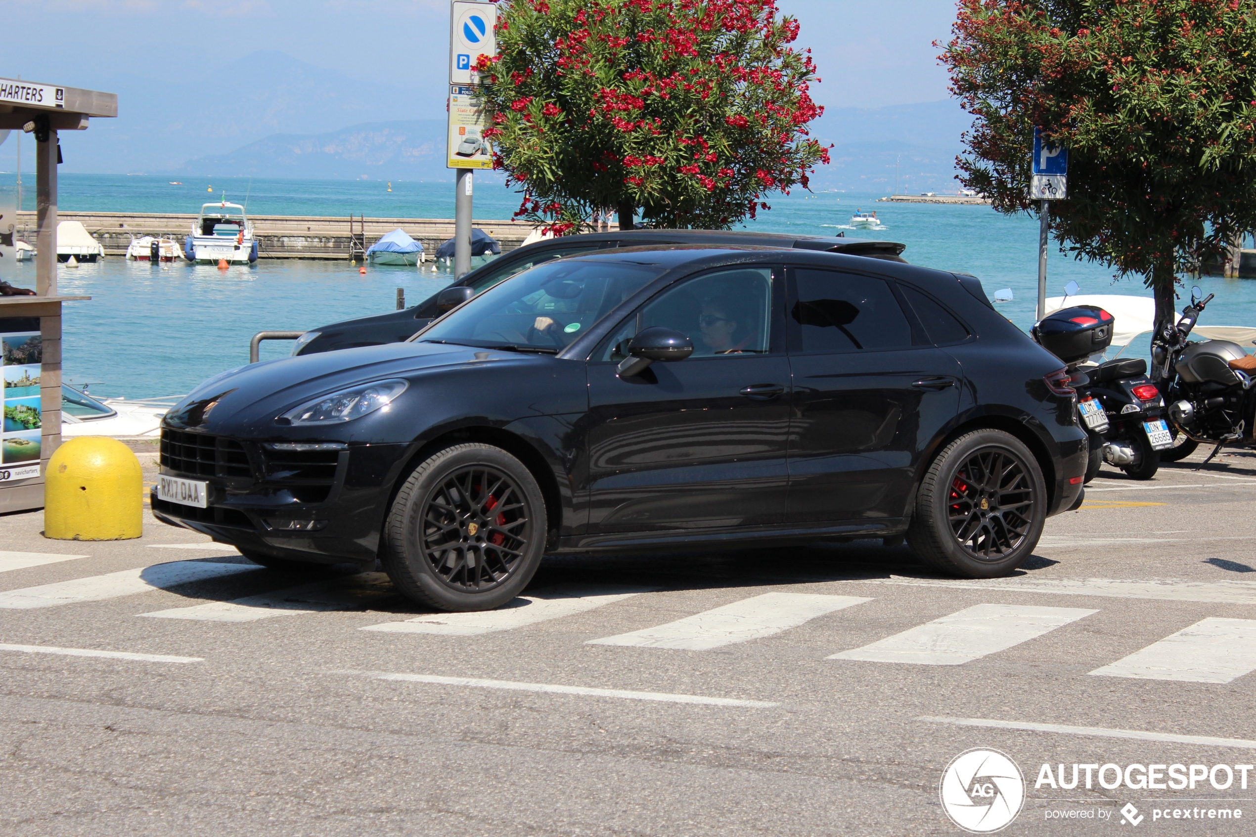 Porsche 95B Macan GTS