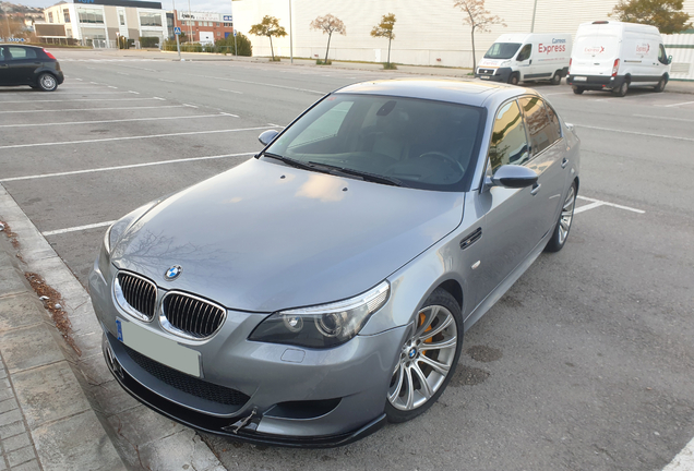 BMW M5 E60 2005