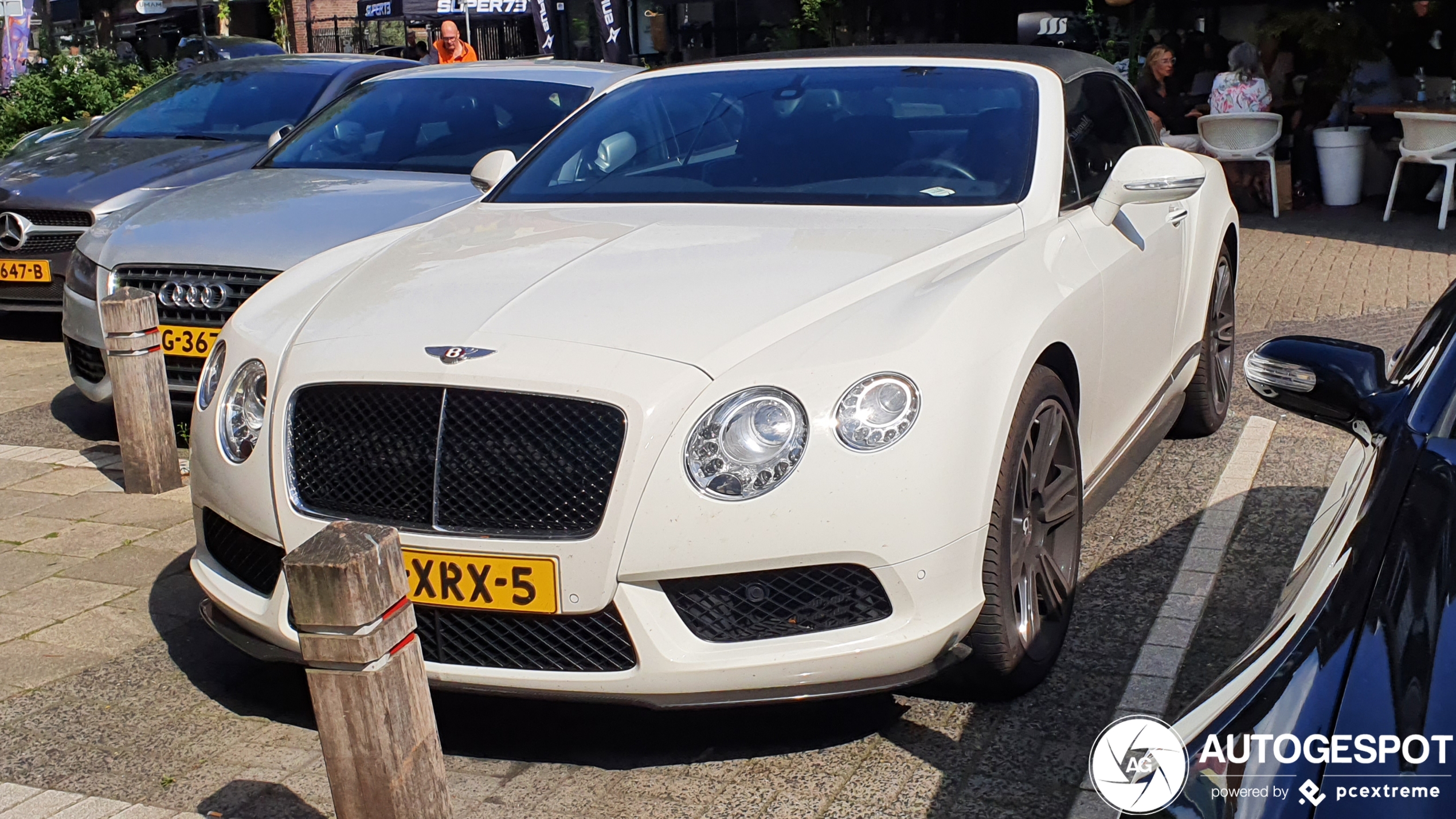 Bentley Continental GTC V8