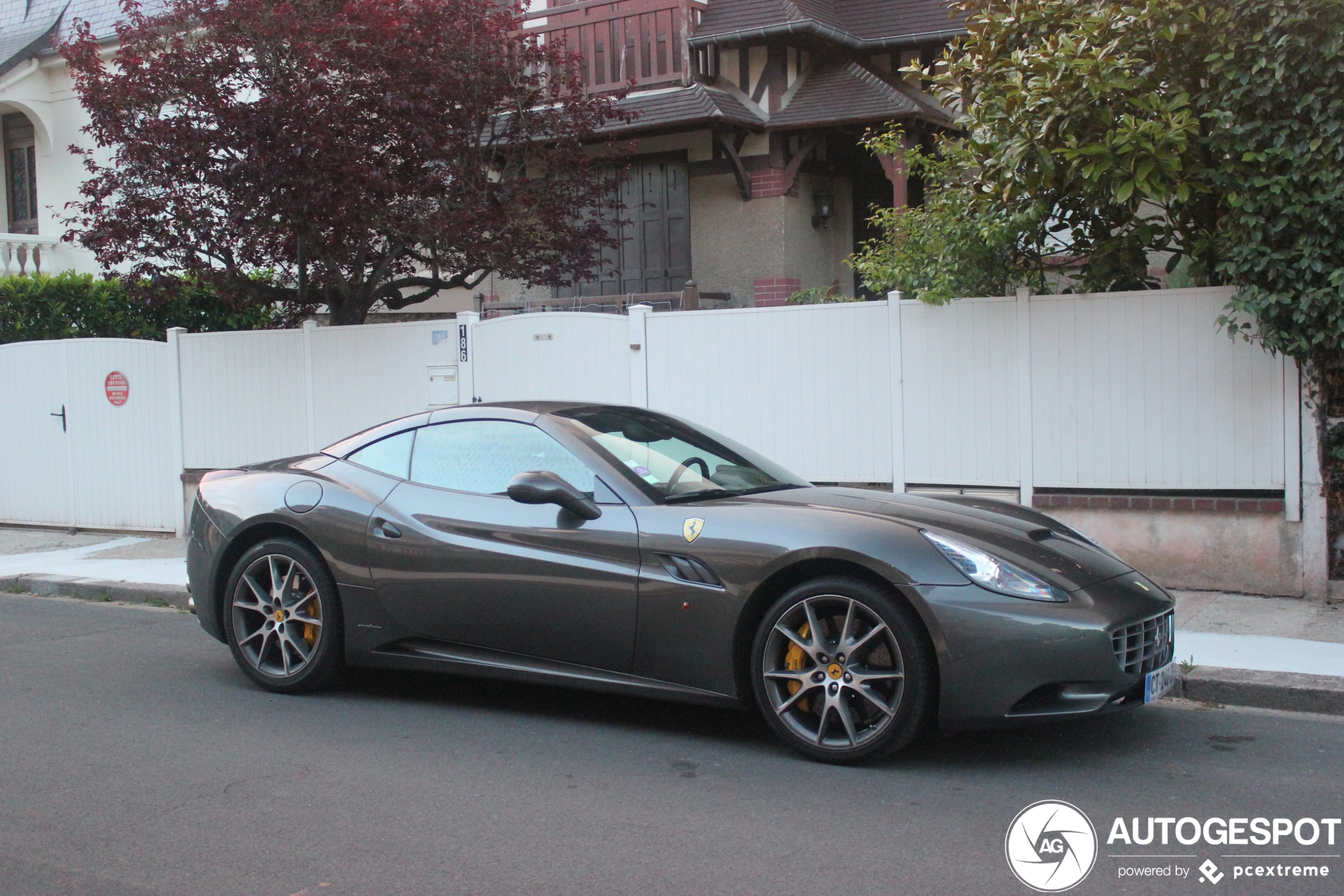 Ferrari California