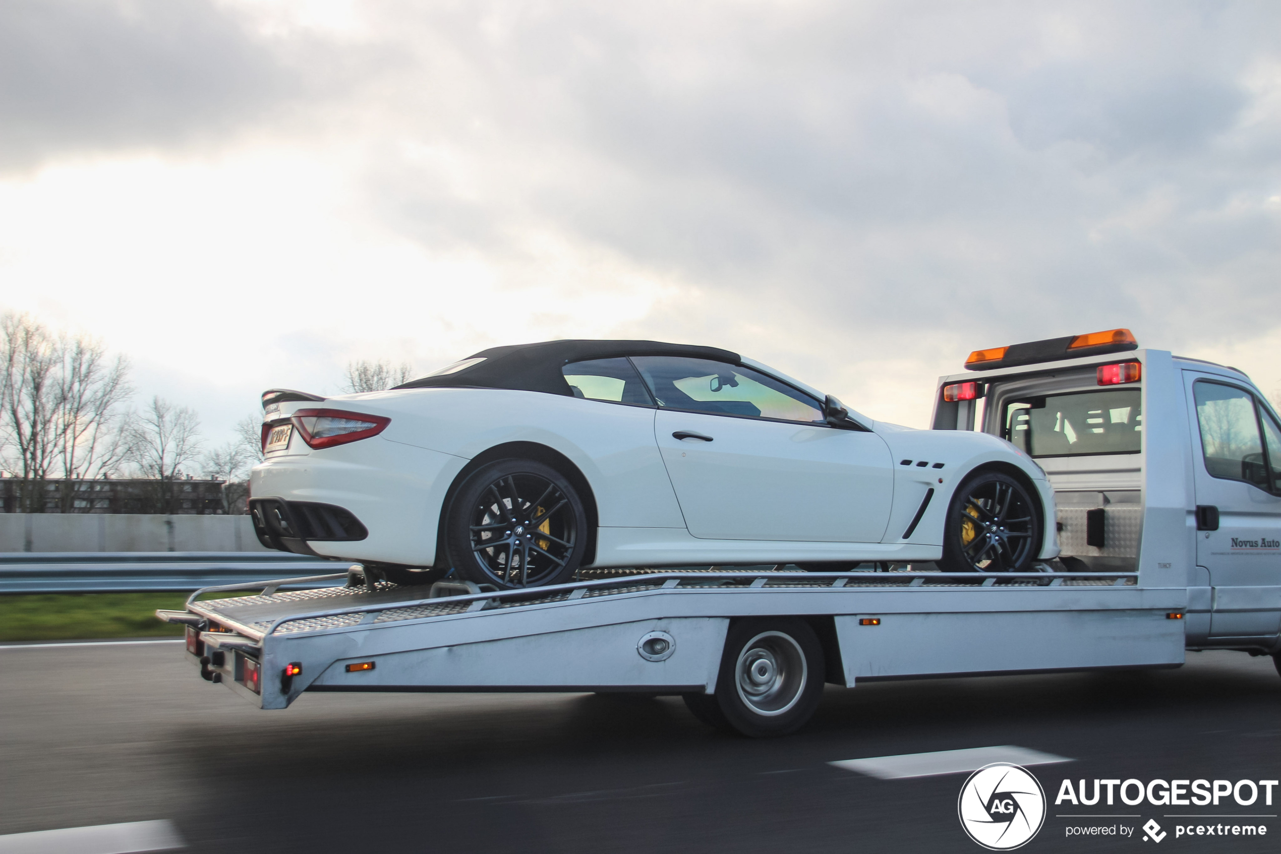 Maserati GranCabrio MC