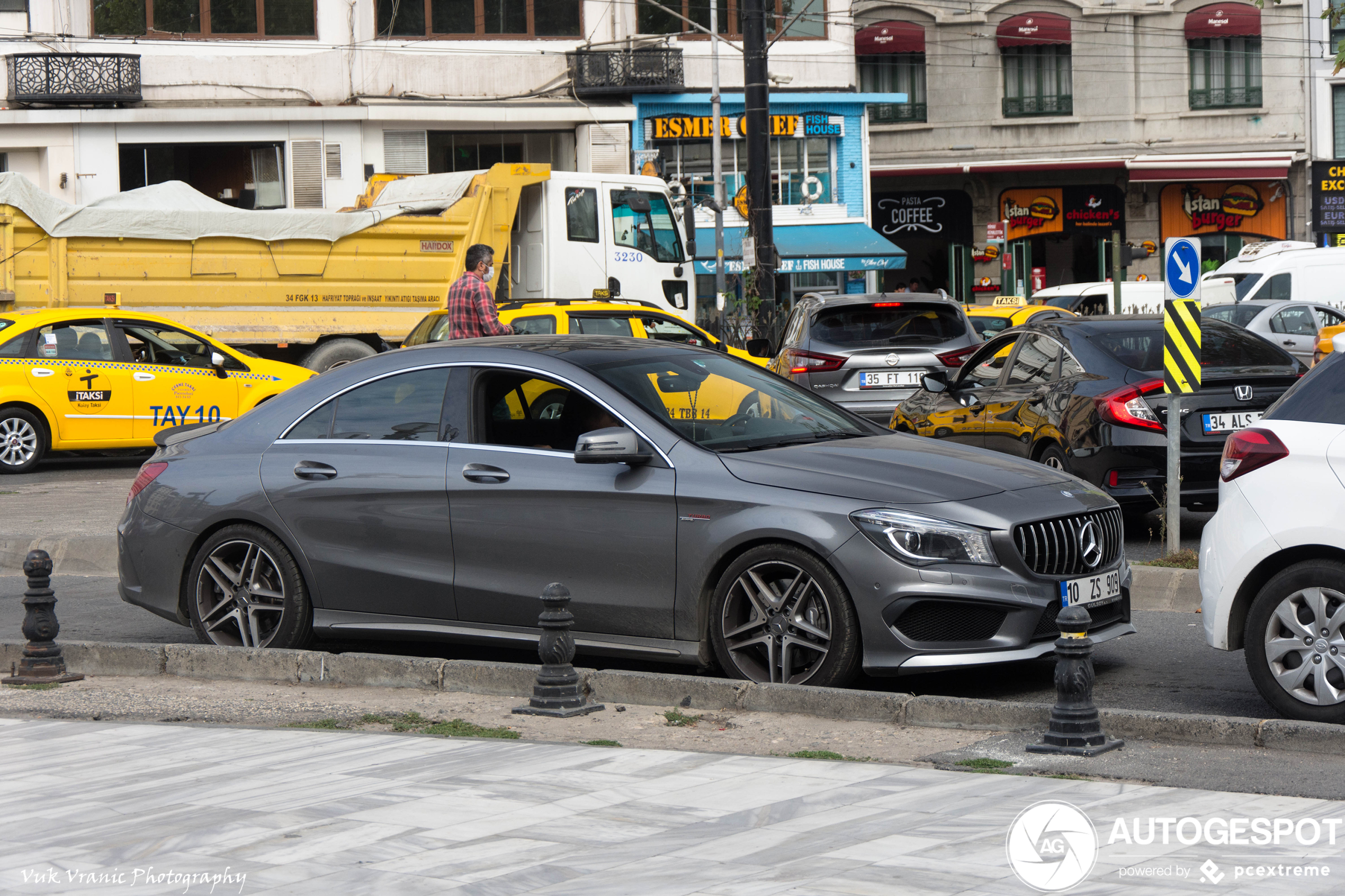 Mercedes-Benz CLA 45 AMG C117