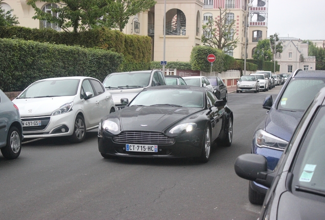 Aston Martin V8 Vantage