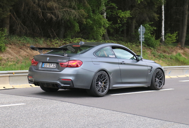 BMW M4 GTS