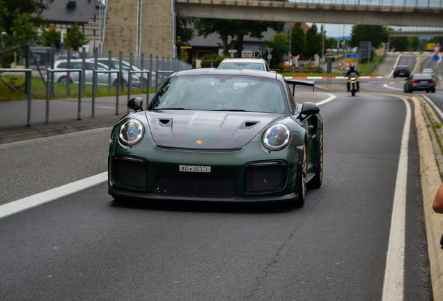 Porsche 991 GT2 RS Weissach Package