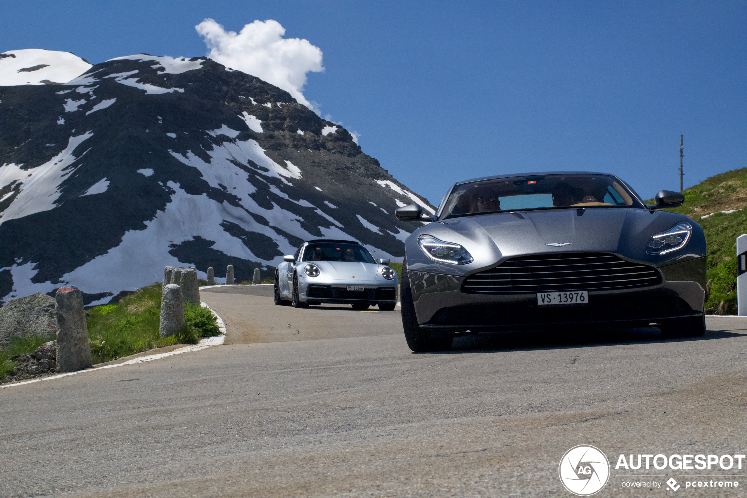 Aston Martin DB11