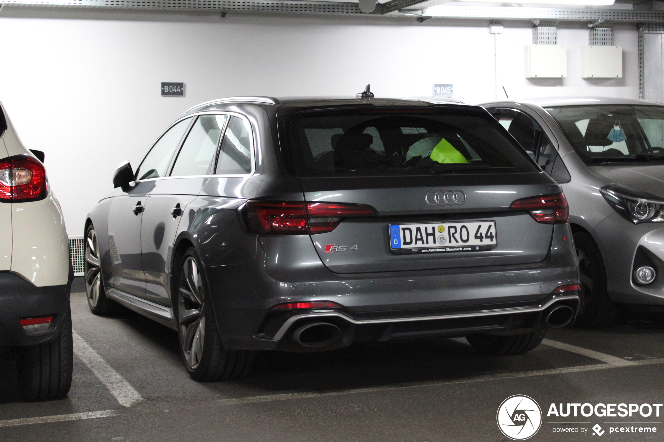 Audi RS4 Avant B9