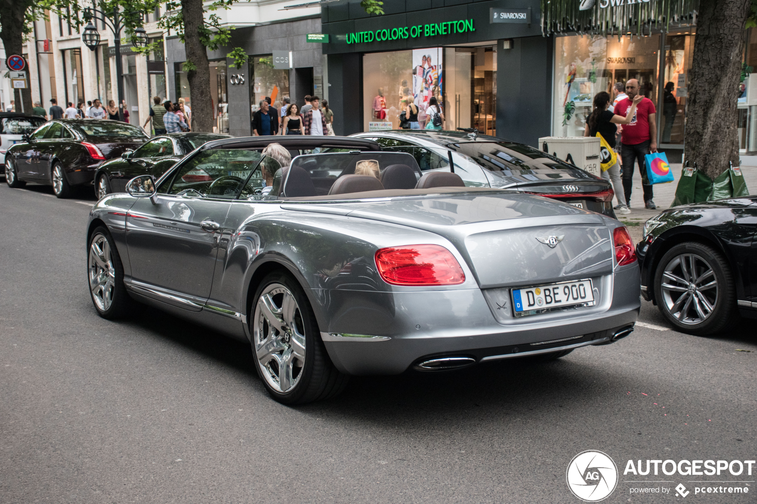 Bentley Continental GTC 2012