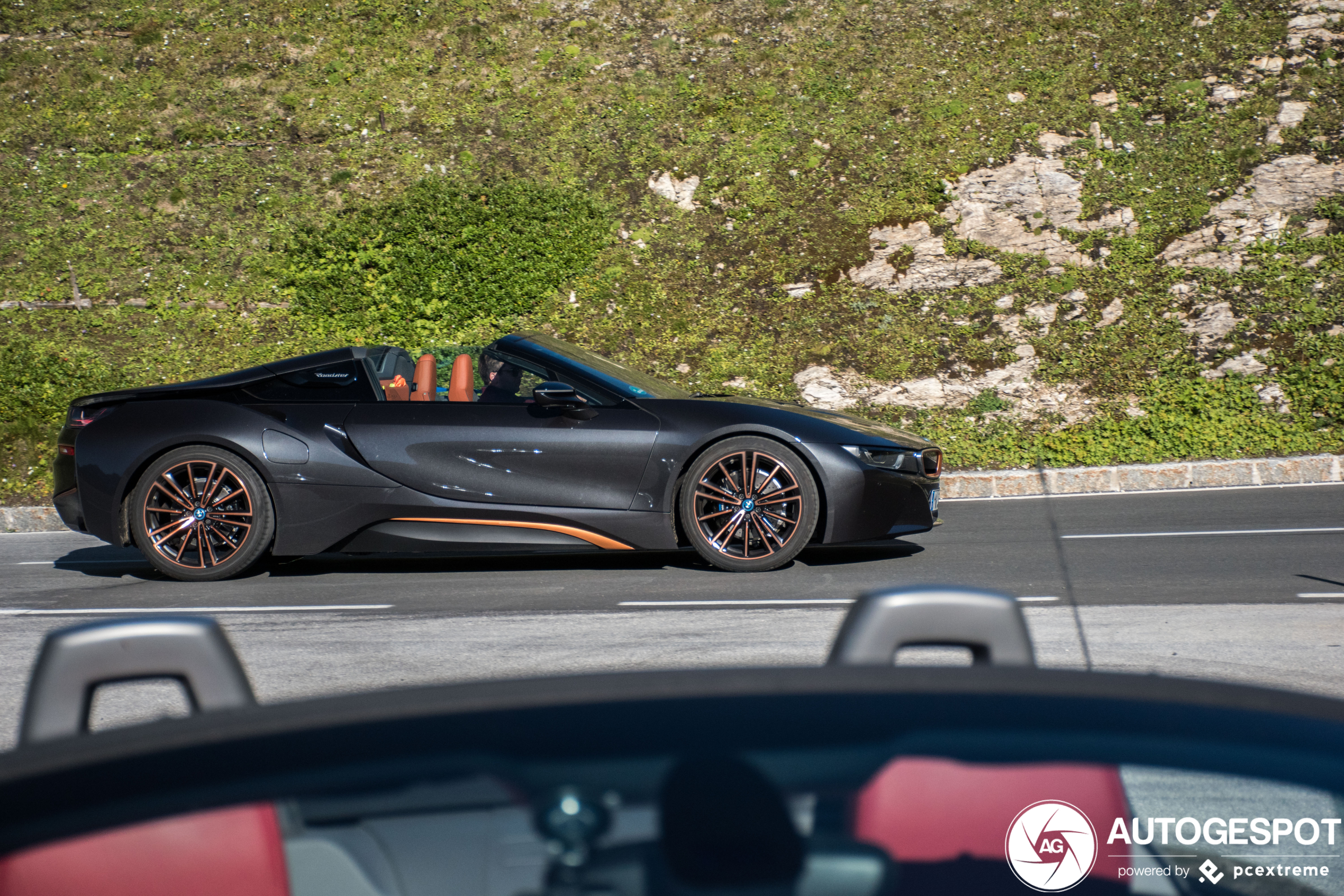 BMW i8 Roadster Ultimate Sophisto Edition