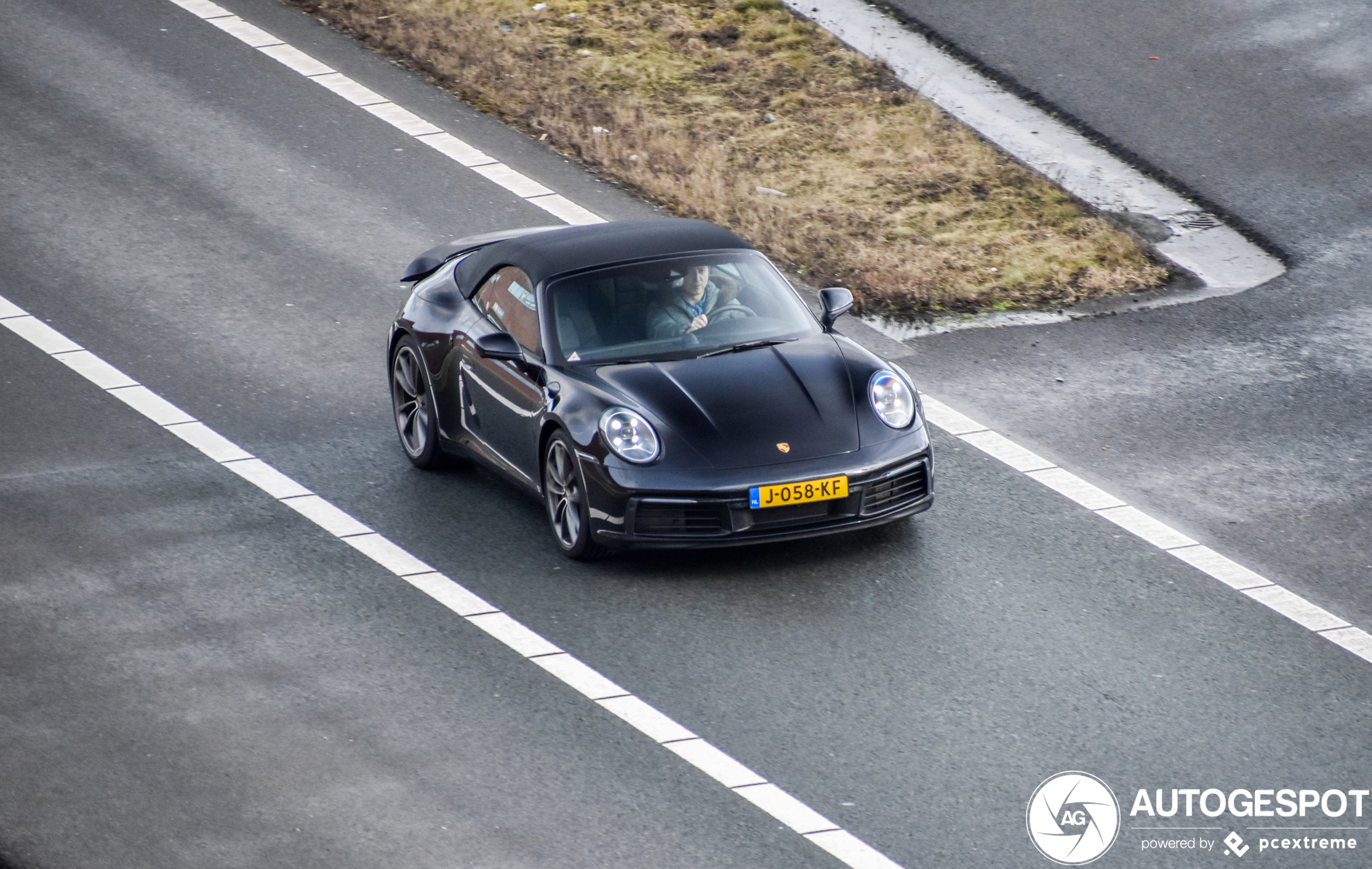 Porsche 992 Carrera 4S Cabriolet