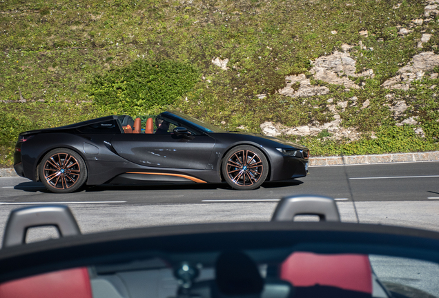 BMW i8 Roadster Ultimate Sophisto Edition