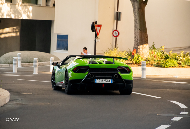 Lamborghini Huracán LP640-4 Performante Spyder