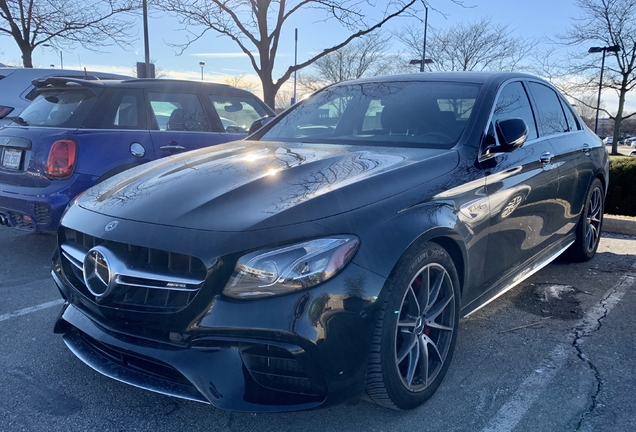 Mercedes-AMG E 63 S W213