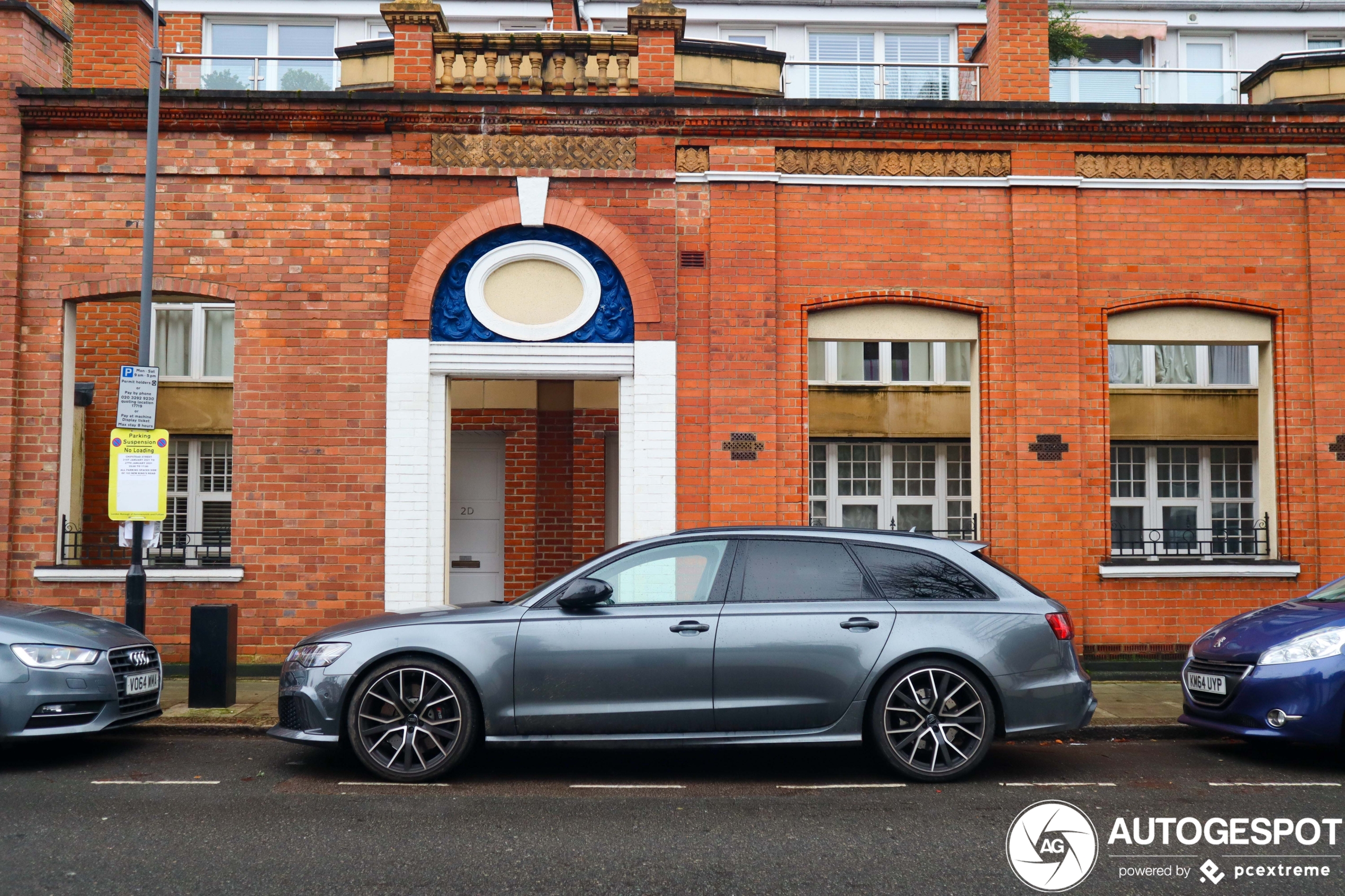 Audi RS6 Avant C7 2015