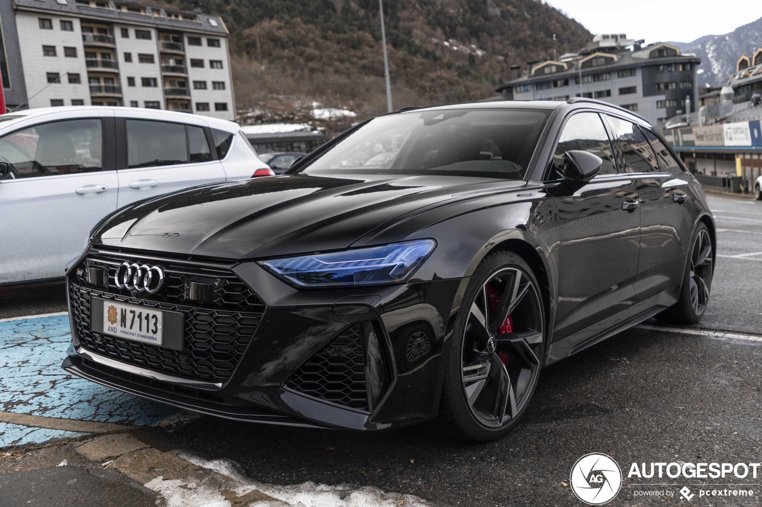 Audi RS6 Avant C8