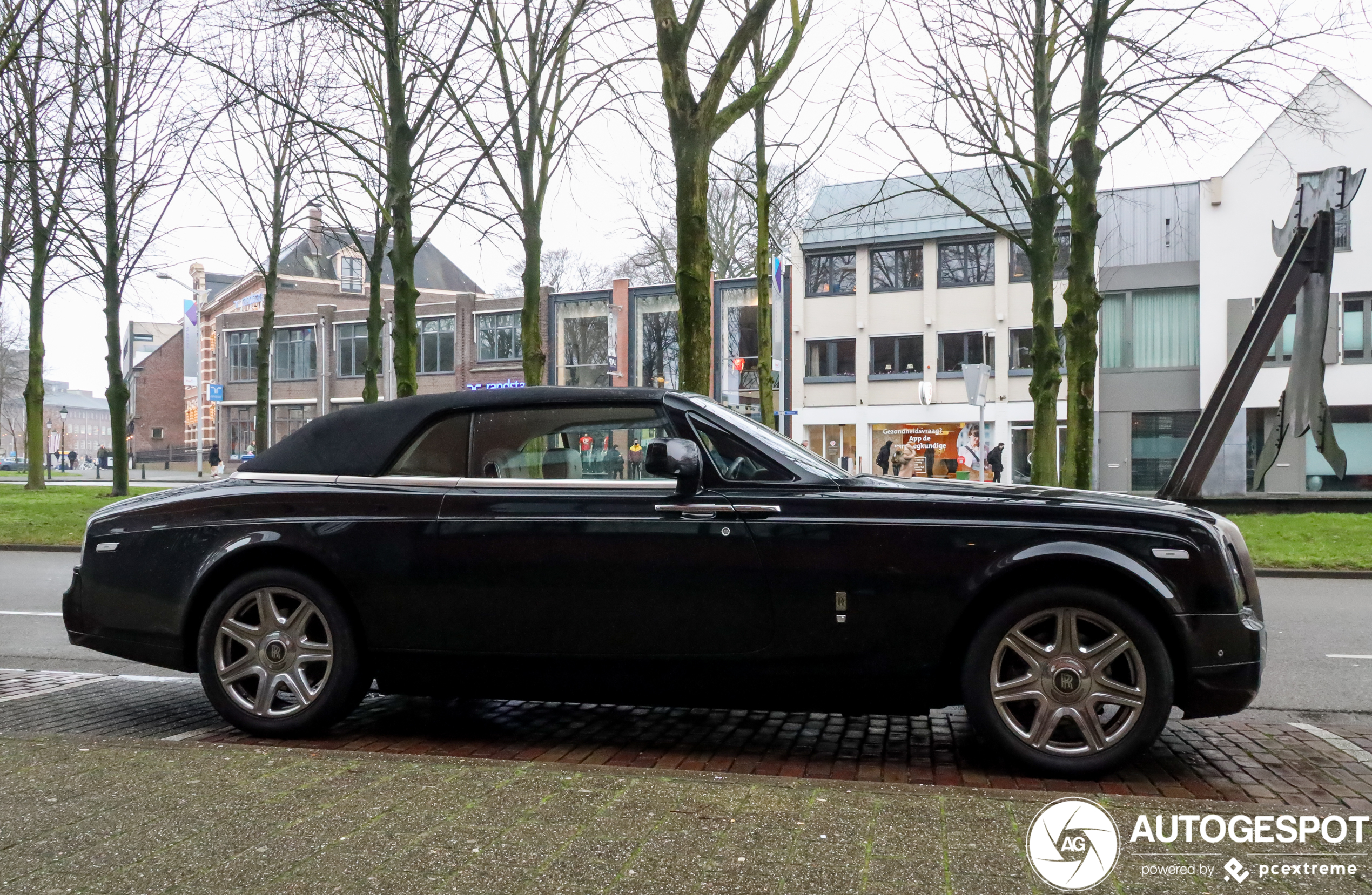 Rolls-Royce Phantom Drophead Coupé Series II