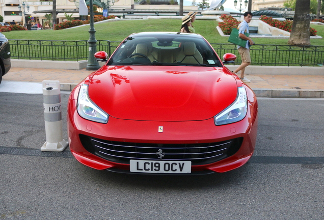 Ferrari GTC4Lusso