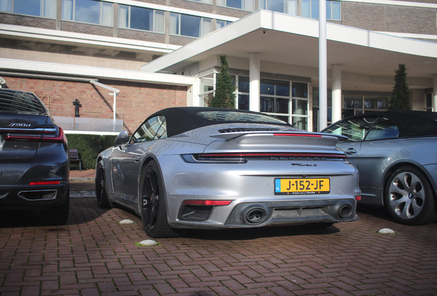 Porsche 992 Turbo S Cabriolet