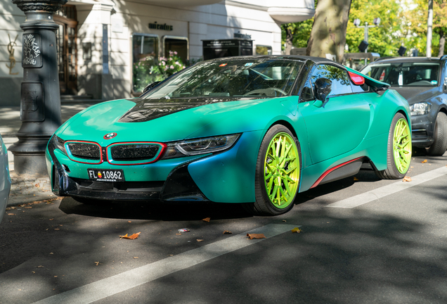 BMW i8 Roadster