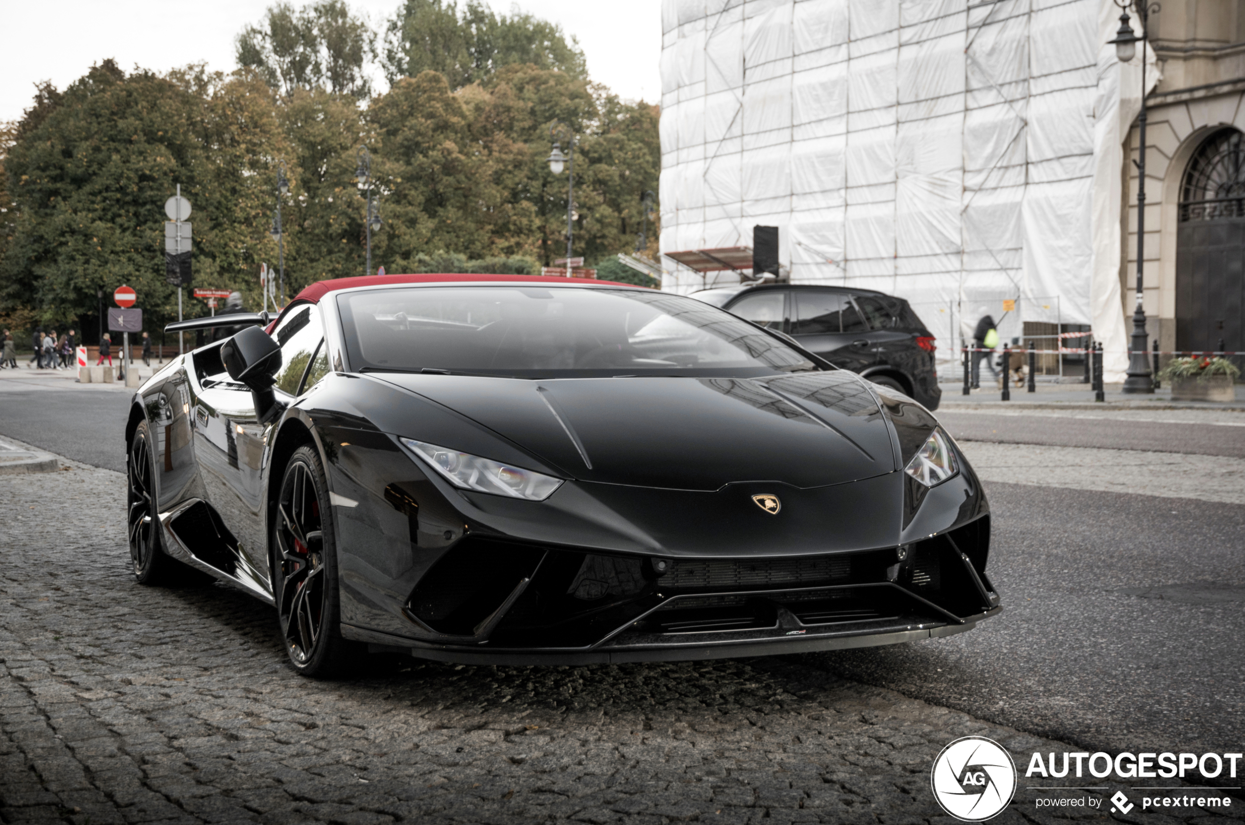 Lamborghini Huracán LP640-4 Performante Spyder