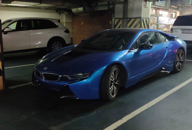 BMW i8