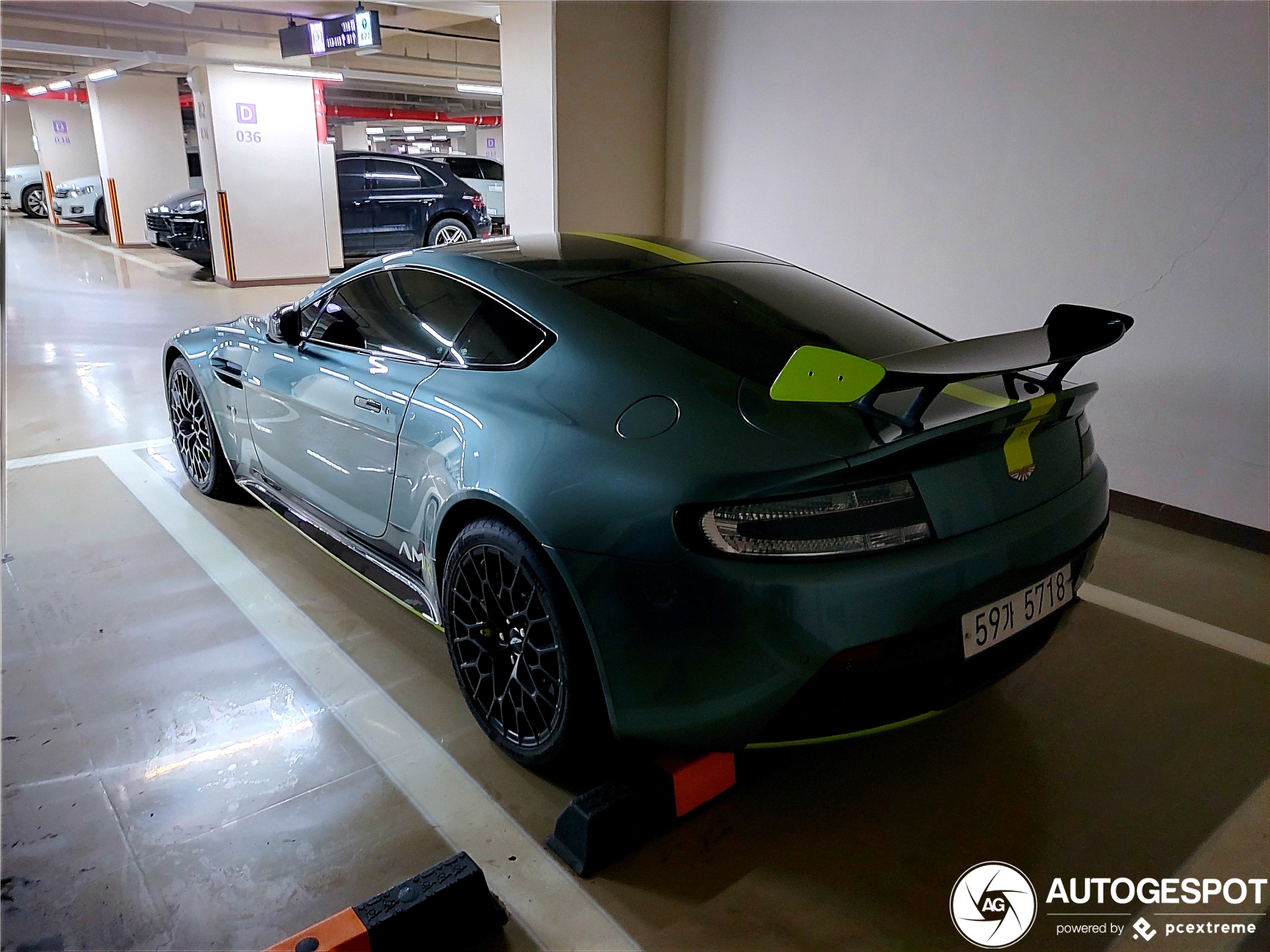 Aston Martin V12 Vantage AMR blijft bijzondere racer