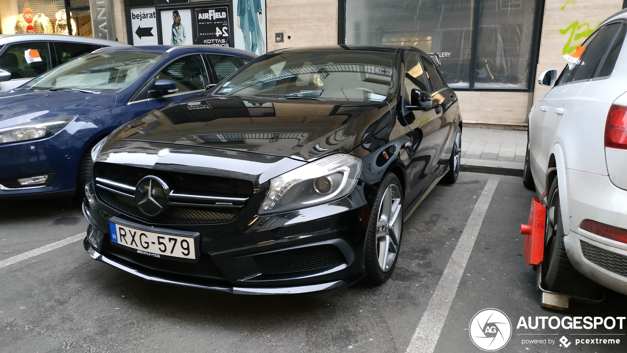 Mercedes-Benz A 45 AMG Edition 1