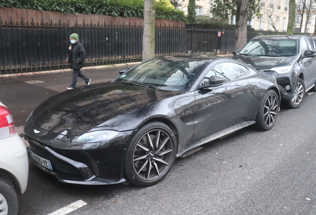 Aston Martin V8 Vantage 2018