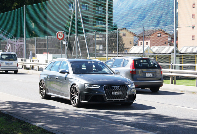 Audi RS4 Avant B8