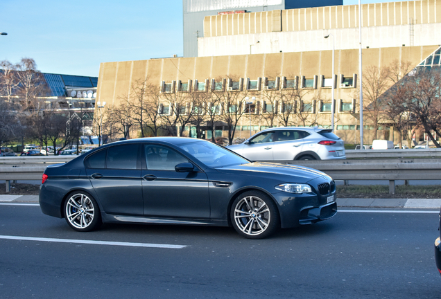 BMW M5 F10 2014