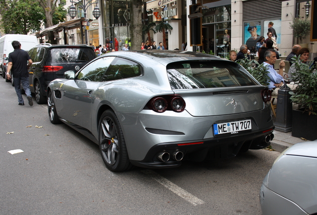 Ferrari GTC4Lusso T