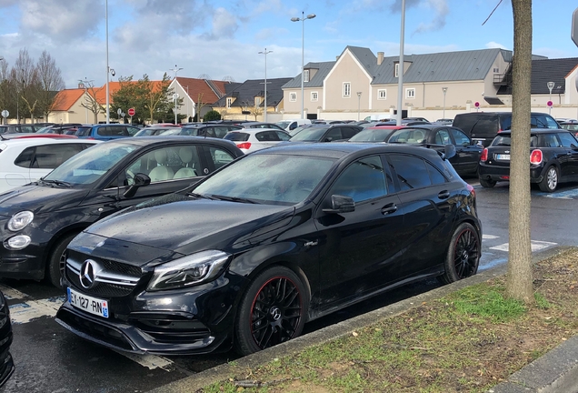 Mercedes-AMG A 45 W176 2015