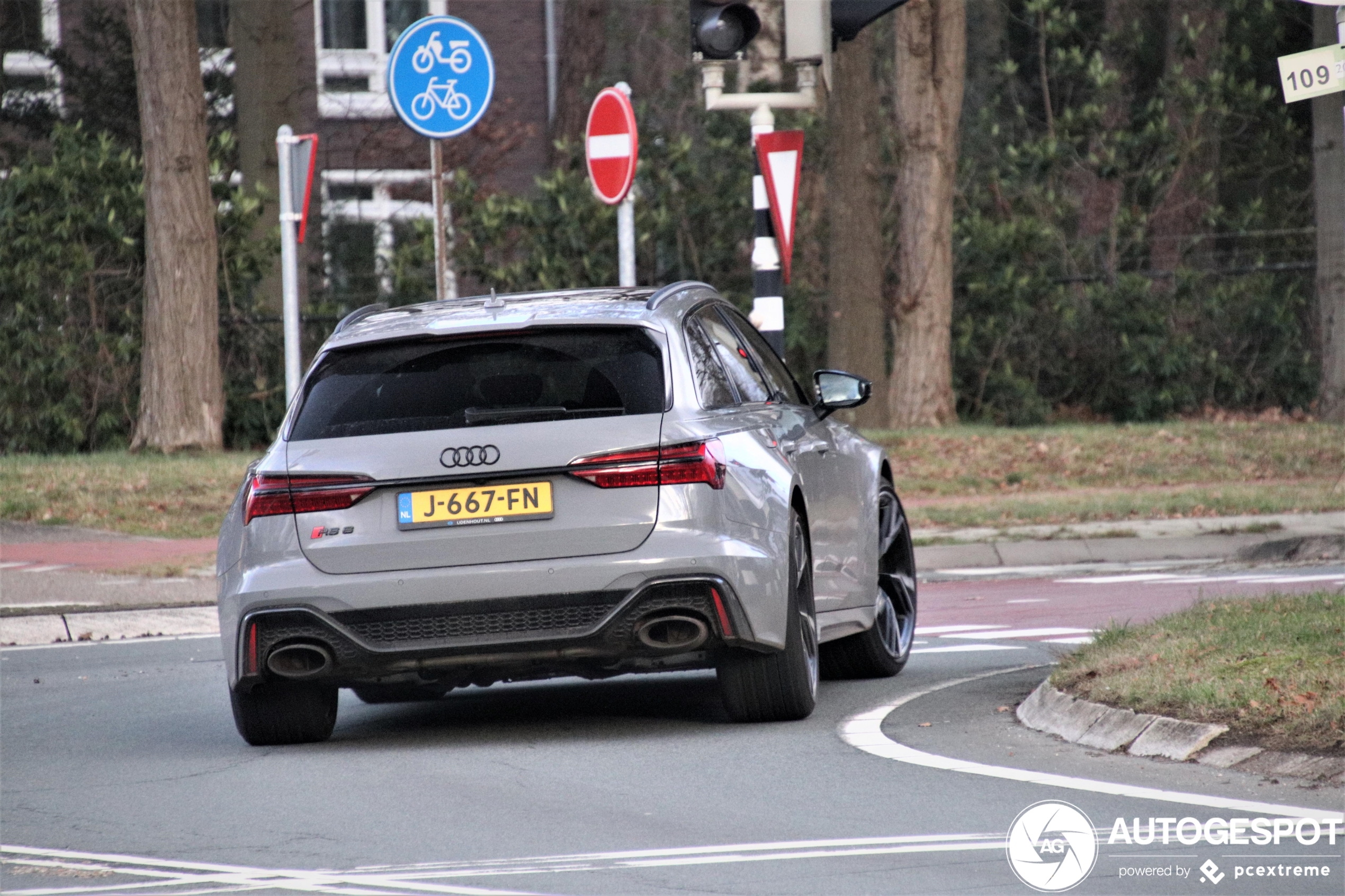 Audi RS6 Avant C8