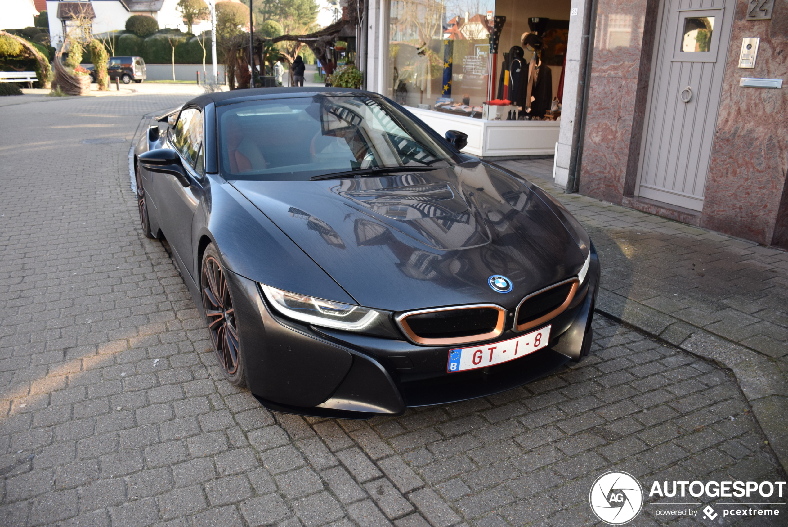 BMW i8 Roadster Ultimate Sophisto Edition