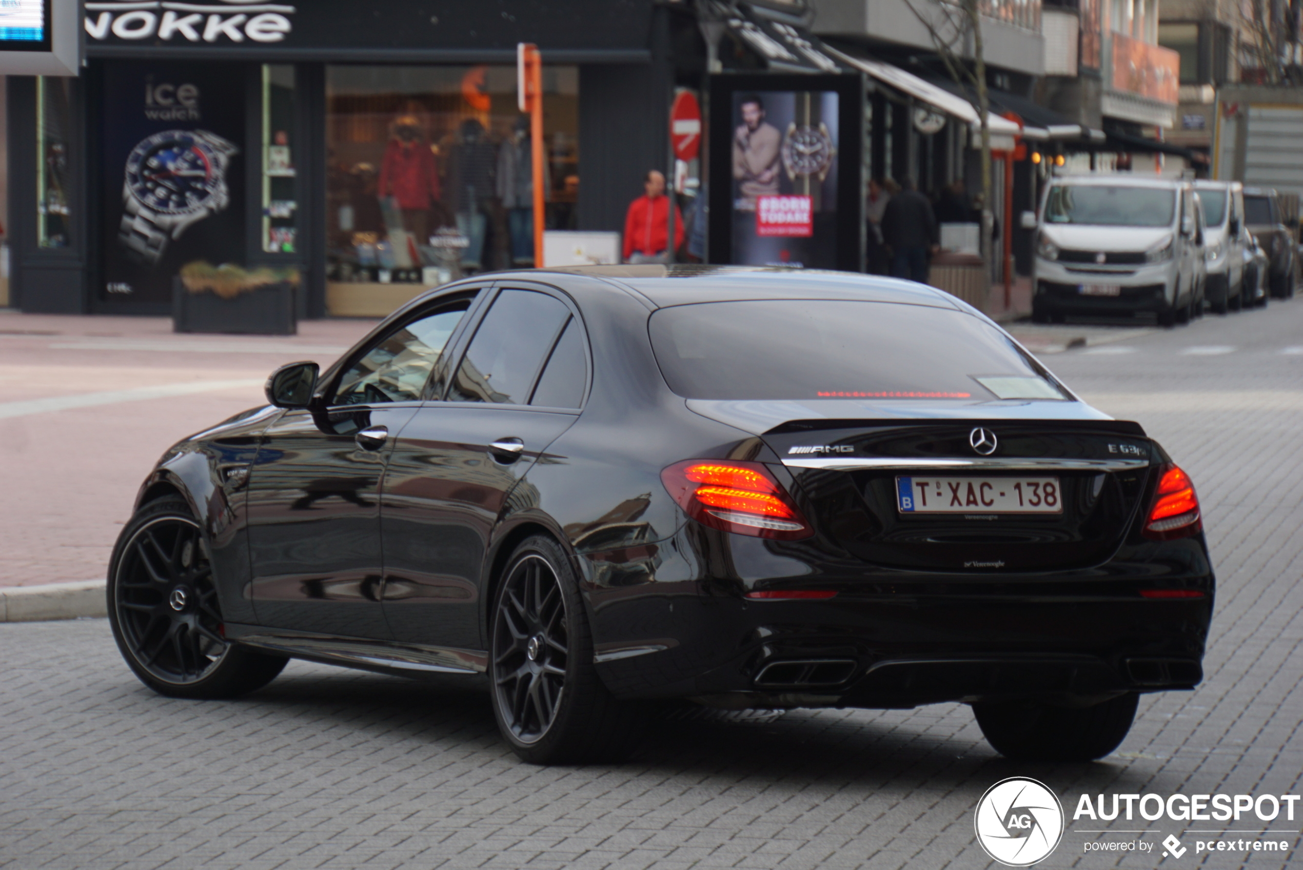 Mercedes-AMG E 63 S W213