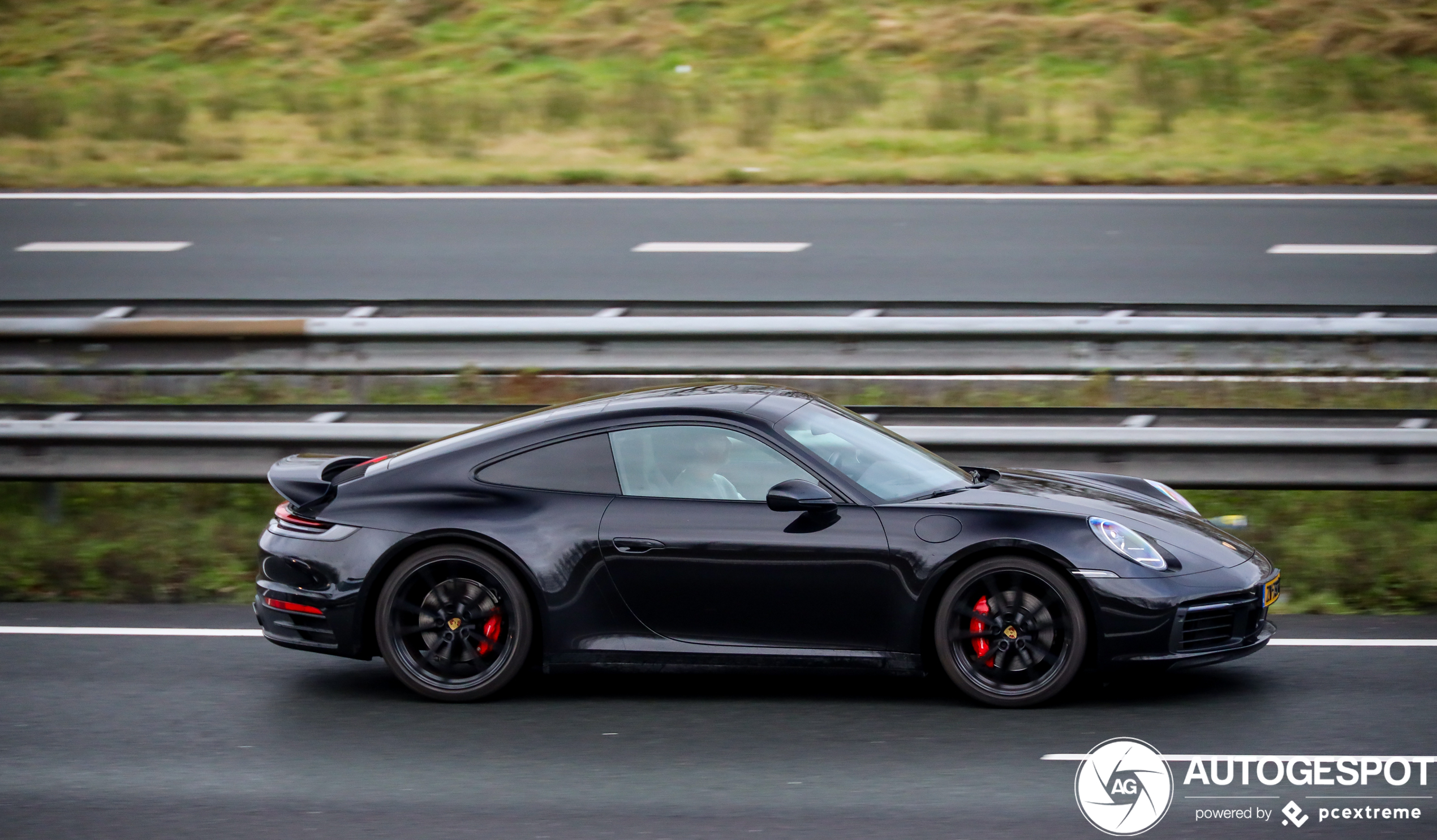 Porsche 992 Carrera S