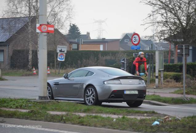 Aston Martin V8 Vantage S