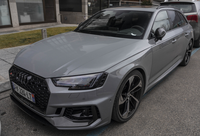 Audi RS4 Avant B9