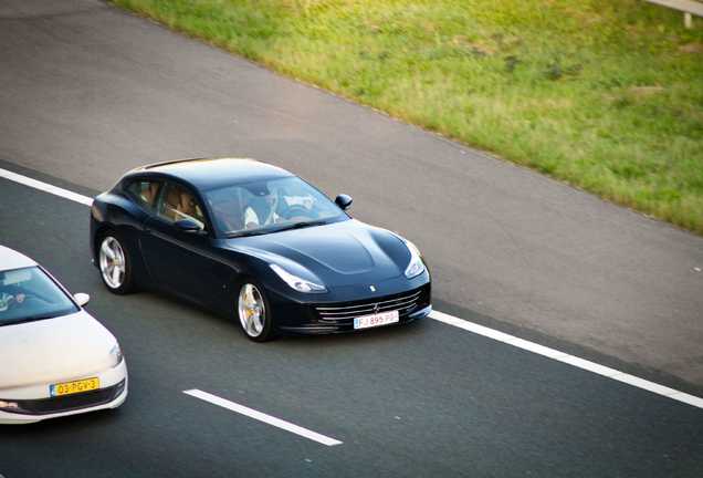 Ferrari GTC4Lusso