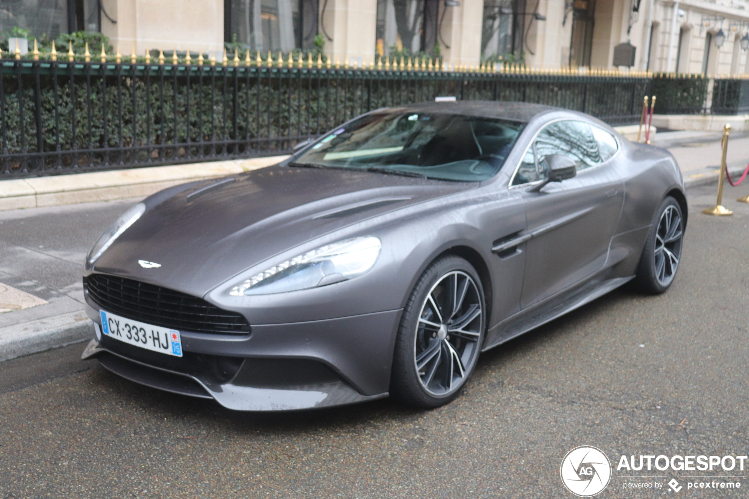 Aston Martin Vanquish 2013