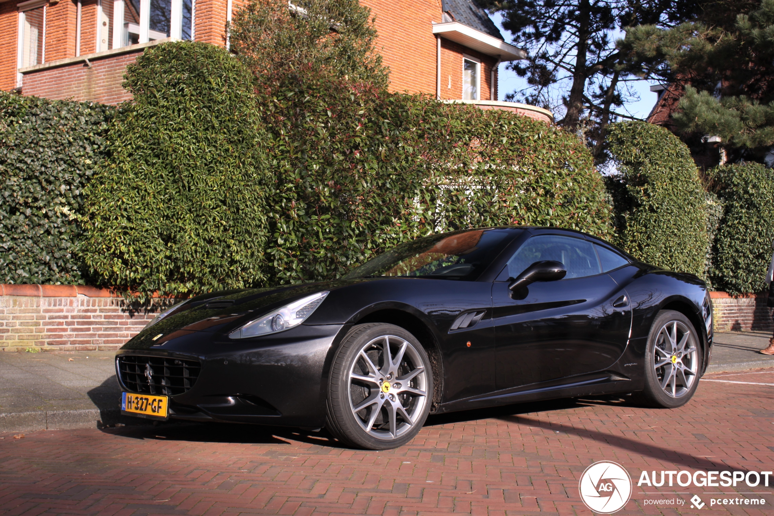 Ferrari California