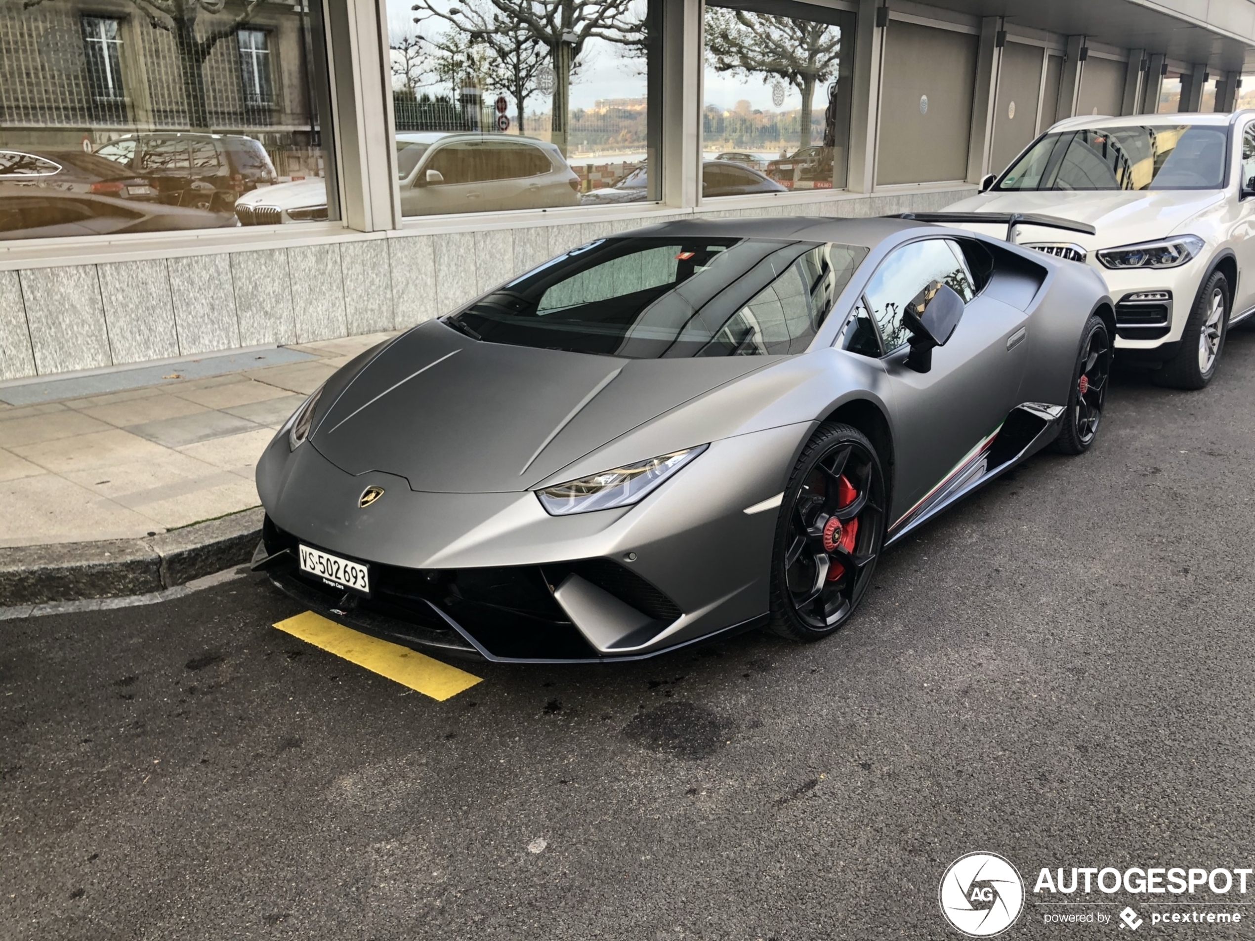 Lamborghini Huracán LP640-4 Performante